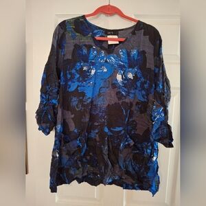 Comfy Tunic black and blue